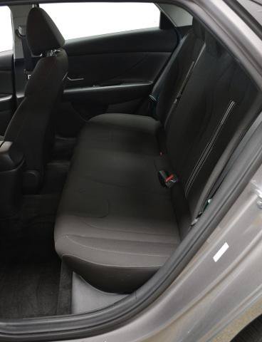 Used 2023 Hyundai Elantra SEL w/ Convenience Package FWD image 12