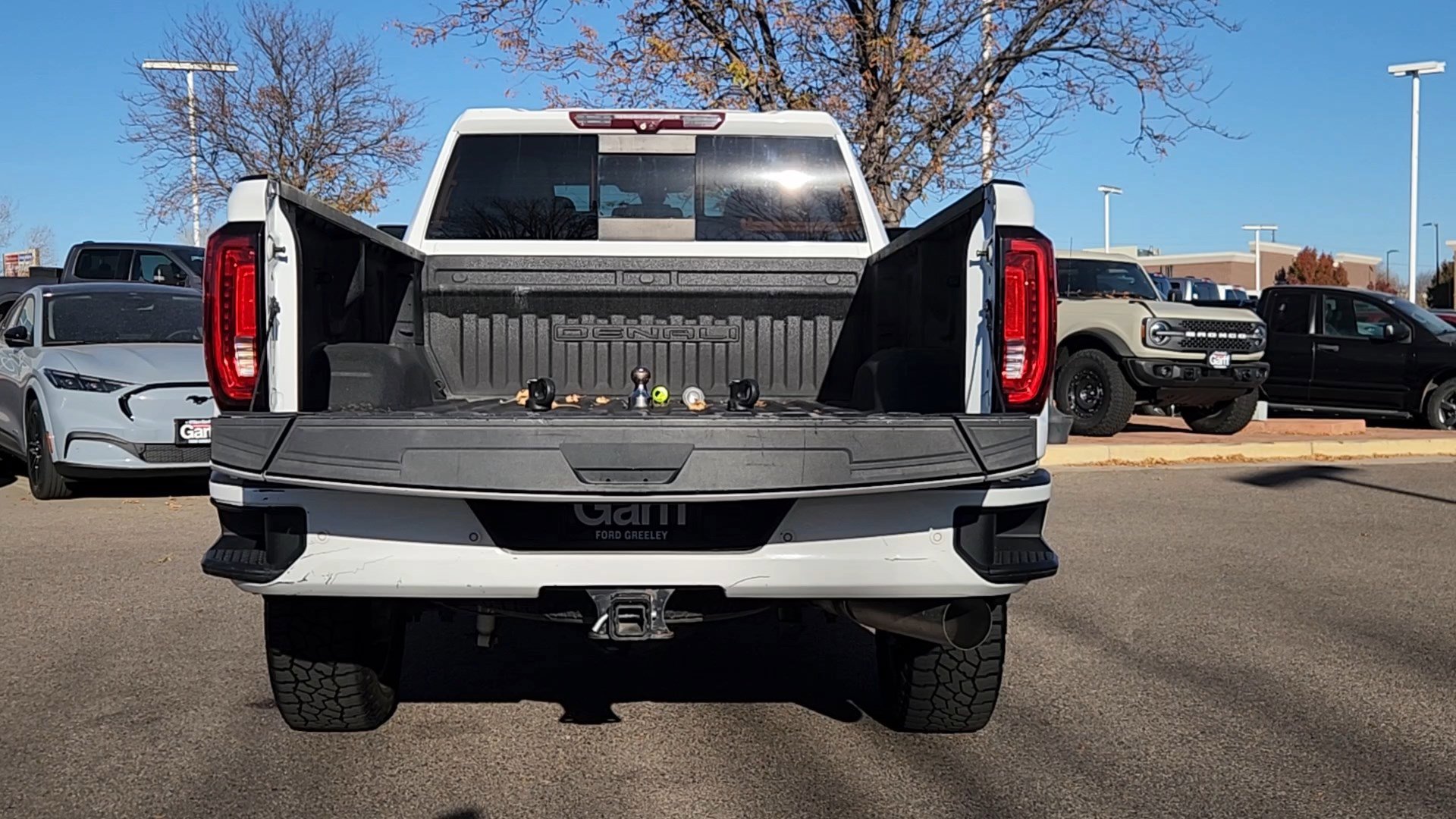 Used 2020 GMC Sierra 3500 Denali w/ Denali Ultimate Package image 27