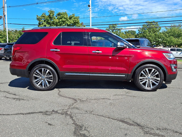 Certified 2017 Ford Explorer Platinum AWD/4WD image 12