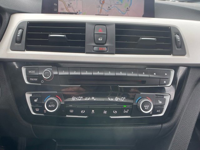Used 2018 BMW 320i xDrive Sedan w/ Convenience Package image 25