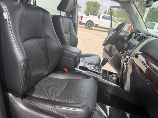 Used 2023 Toyota 4Runner Limited AWD/4WD image 44