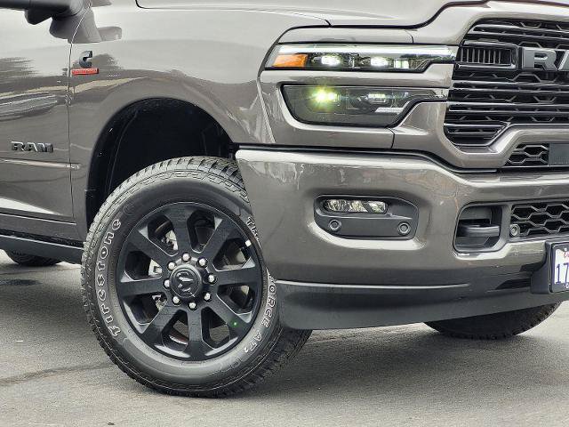 Used 2025 RAM 3500 Laramie AWD/4WD image 11
