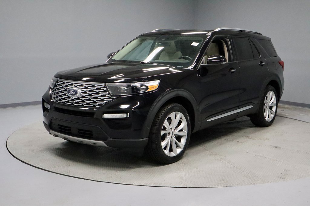 Certified 2023 Ford Explorer Platinum w/ Class IV Trailer Tow Package image 8