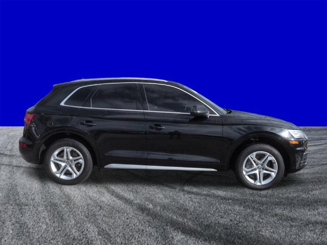 Used 2019 Audi Q5 2.0T Premium w/ Convenience Package AWD/4WD image 3