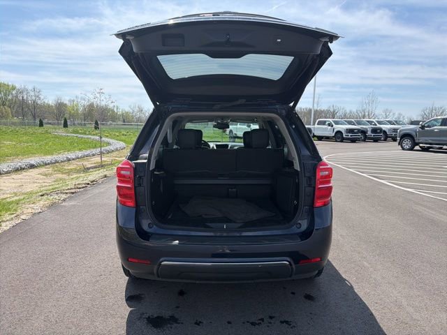 Used 2017 Chevrolet Equinox Premier w/ Enhanced Convenience Package FWD image 10