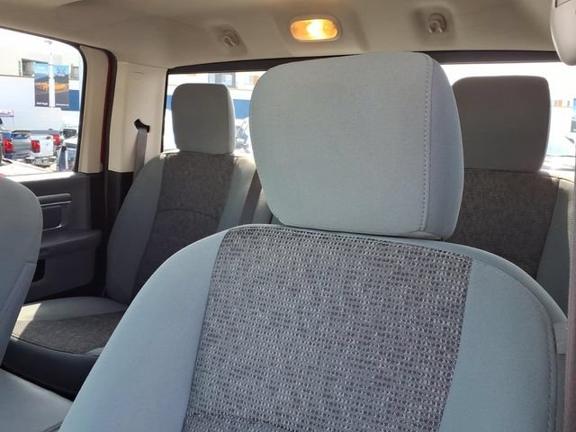 Used 2019 RAM 1500 Classic SLT w/ Luxury Group AWD/4WD image 13