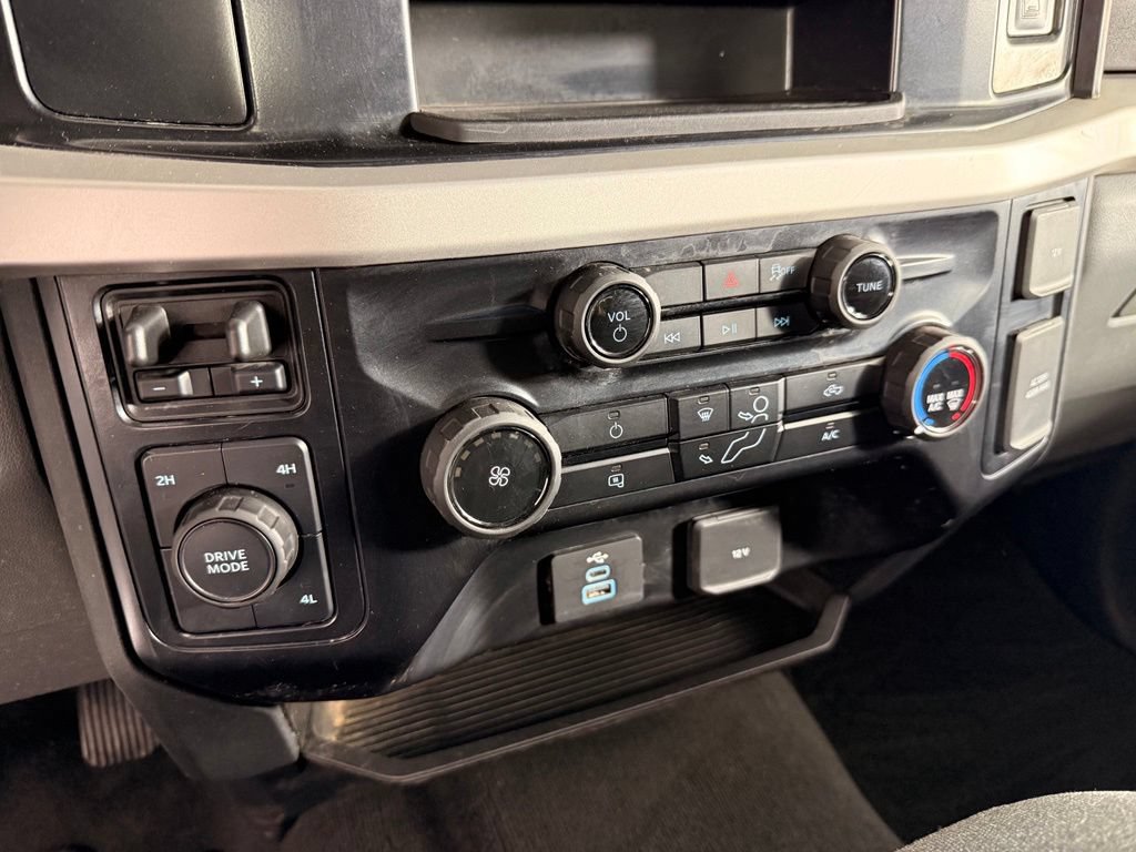 Certified 2025 Ford F250 XLT AWD/4WD image 24