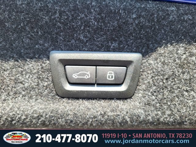 Used 2026 BMW 330i xDrive Sedan AWD/4WD image 32