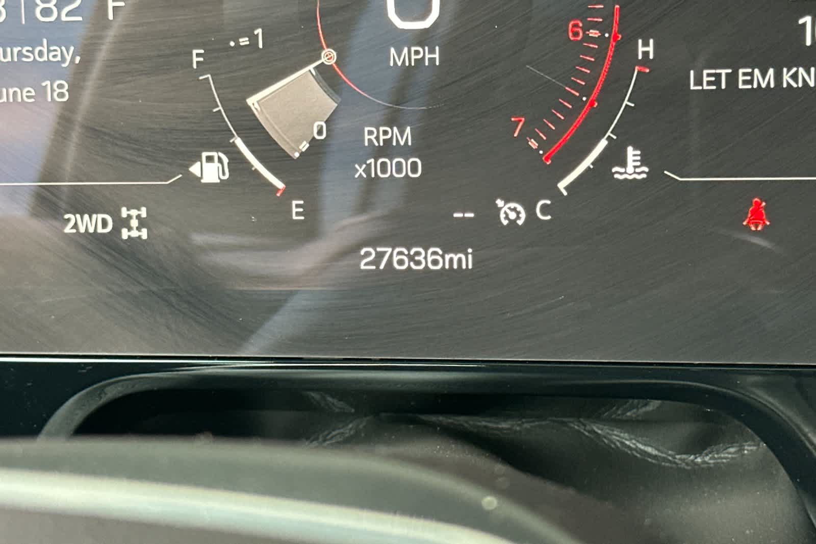 Used 2025 GMC Yukon Elevation AWD/4WD image 27