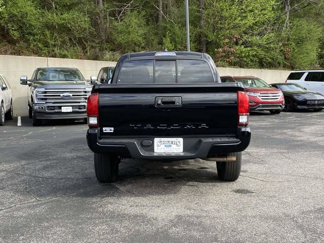 Used 2022 Toyota Tacoma SR w/ SR Convenience Package image 4