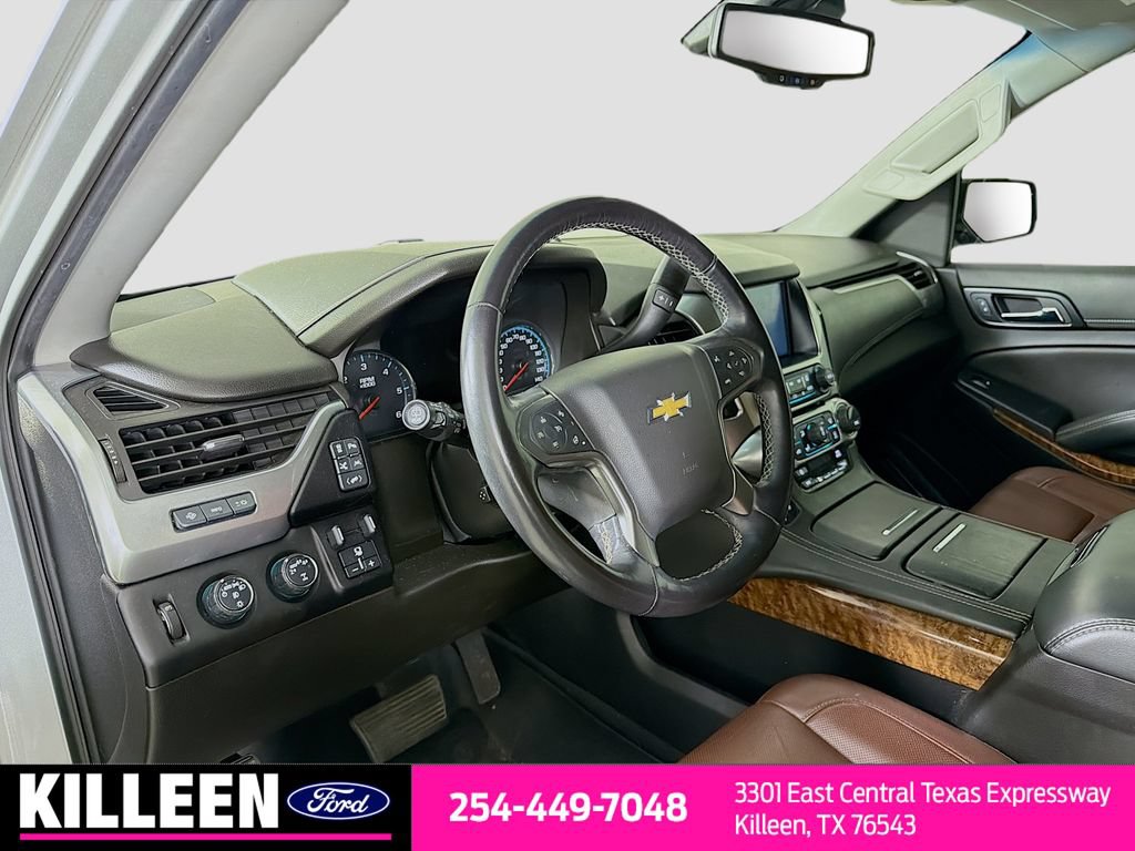 Used 2019 Chevrolet Suburban Premier w/ Premier Plus Edition AWD/4WD image 11