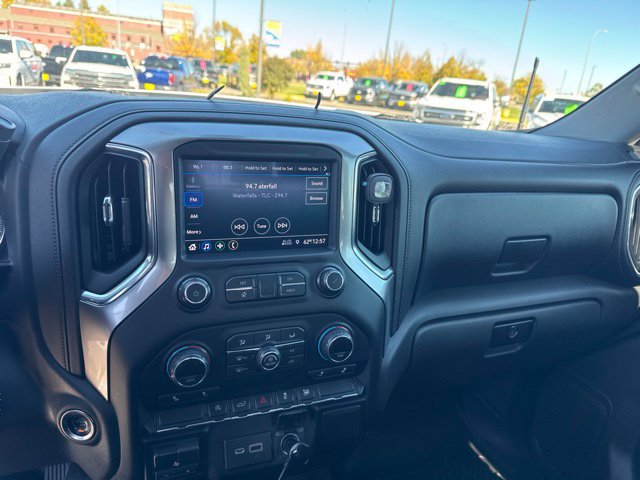 Used 2019 Chevrolet Silverado 1500 LT w/ All-Star Edition AWD/4WD image 11