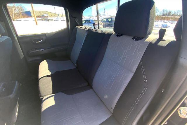 Used 2020 Toyota Tacoma TRD Off-Road w/ Technology Package image 21