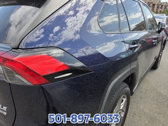 Used 2022 Toyota RAV4 XLE AWD/4WD image 8