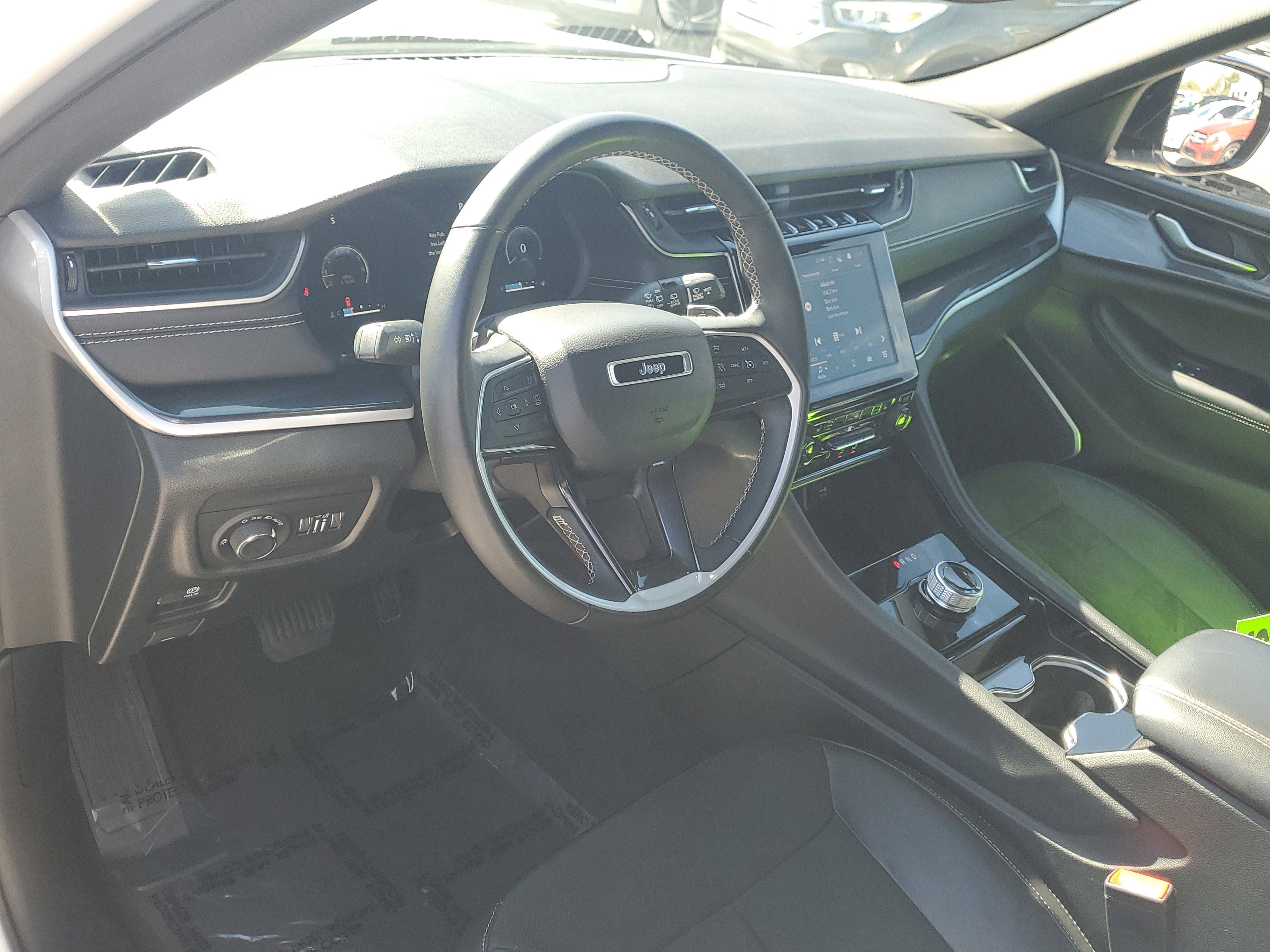 Used 2021 Jeep Grand Cherokee L Altitude image 22