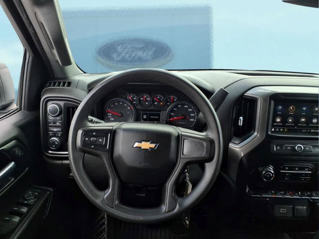 Used 2020 Chevrolet Silverado 1500 Custom w/ Custom Value Package AWD/4WD image 19