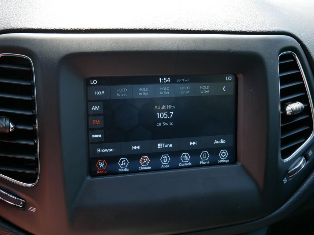 Used 2019 Jeep Compass Latitude w/ Popular Equipment Group AWD/4WD image 22