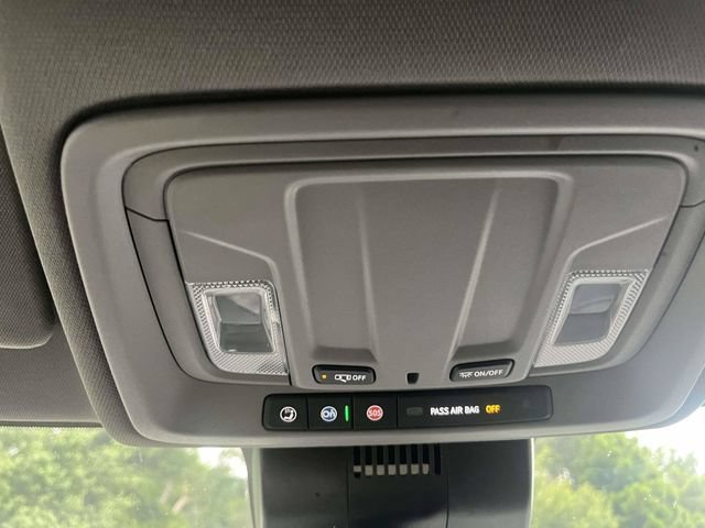 Used 2024 Chevrolet Silverado 1500 Custom w/ Turbomax Blackout Package RWD image 31