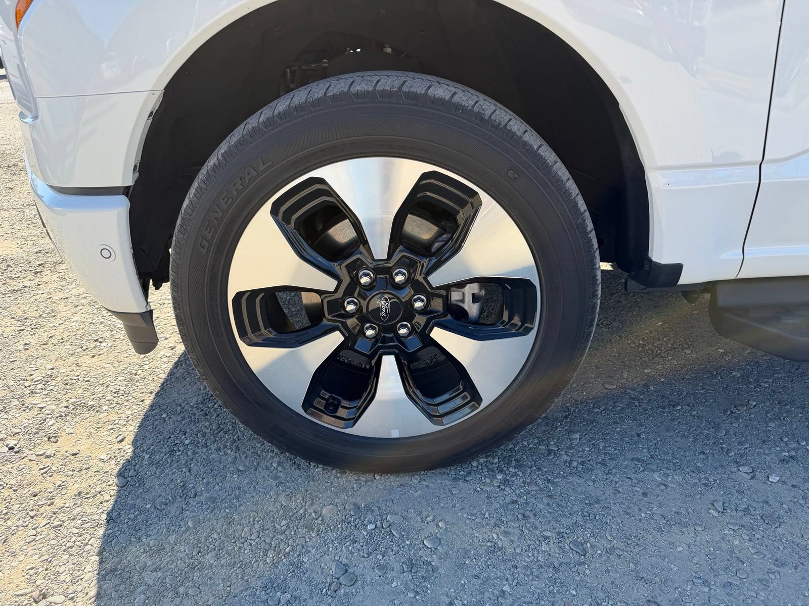 Certified 2023 Ford F150 Lightning Platinum AWD/4WD image 9