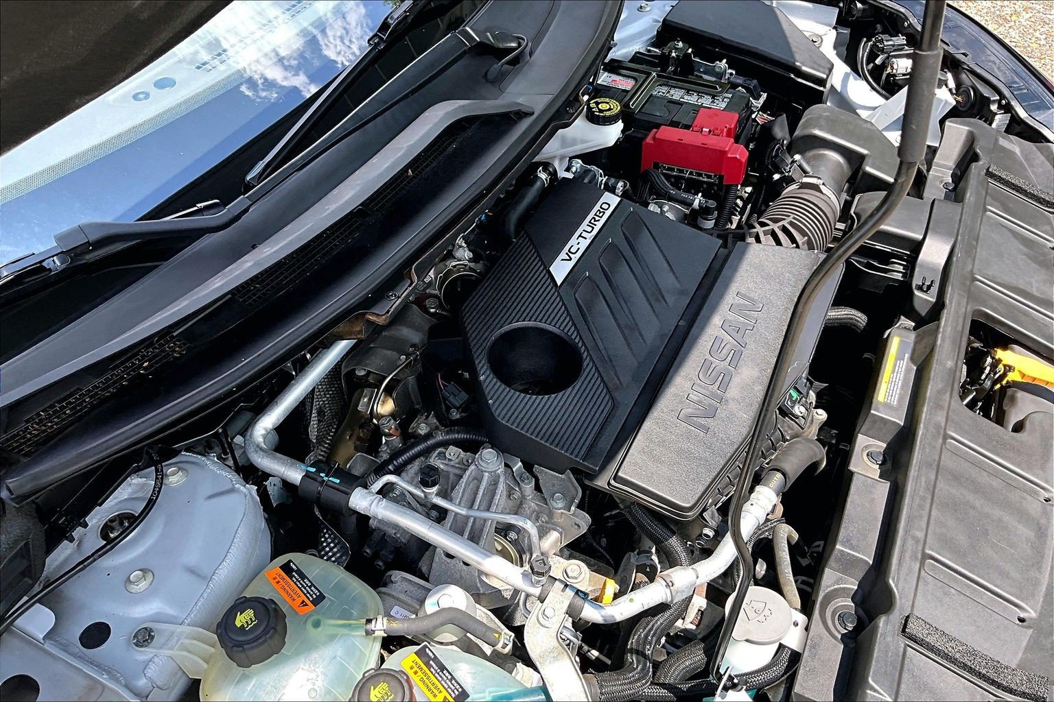 Used 2023 Nissan Rogue SV FWD image 31