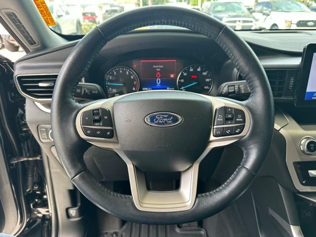 Certified 2022 Ford Explorer XLT w/ Equipment Group 202A image 23