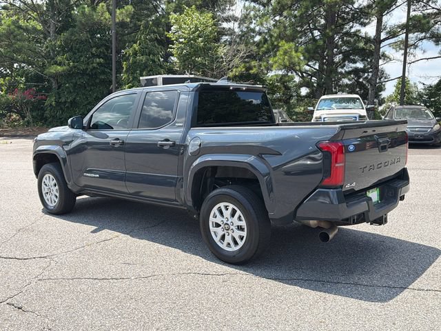 Used 2025 Toyota Tacoma SR5 AWD/4WD image 6