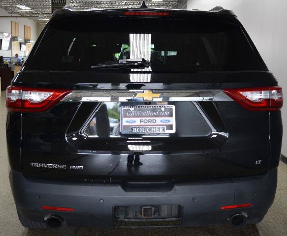 Used 2020 Chevrolet Traverse LT w/ Driver Confidence II Package AWD/4WD image 5