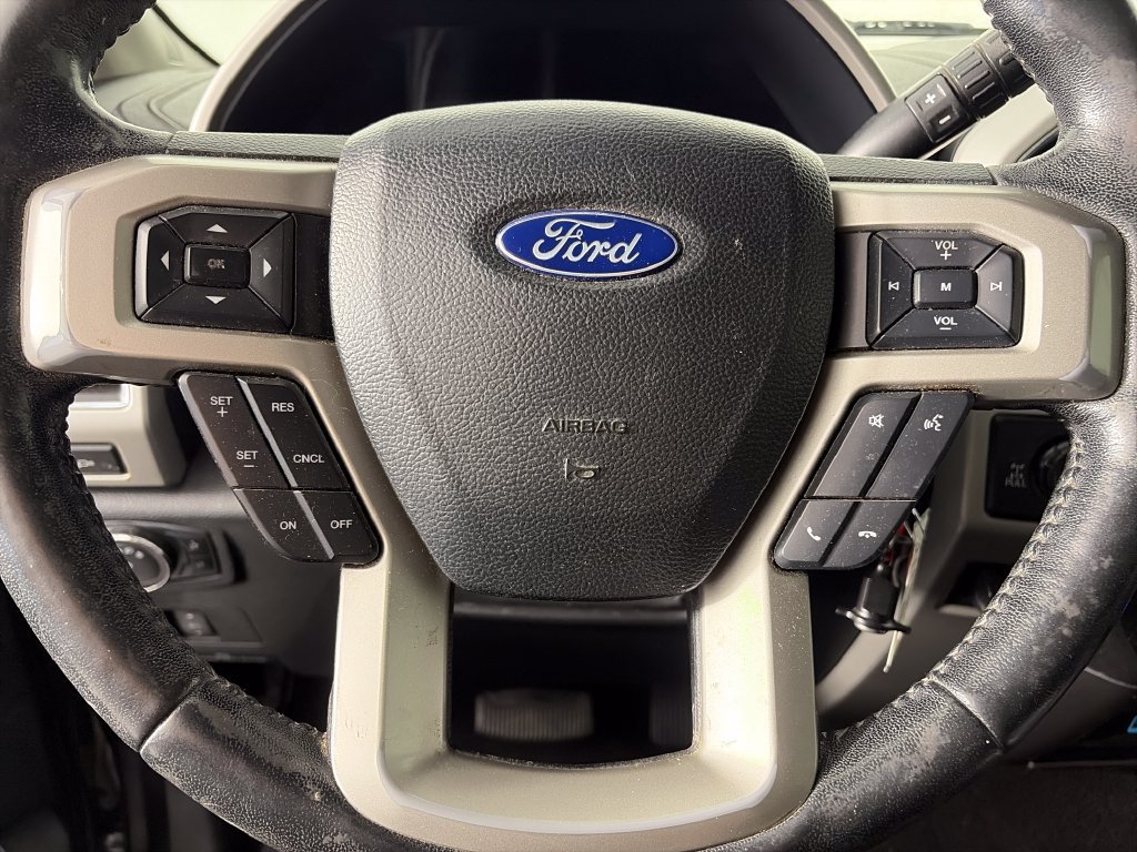 Certified 2019 Ford F250 Lariat w/ Lariat Value Package AWD/4WD image 16