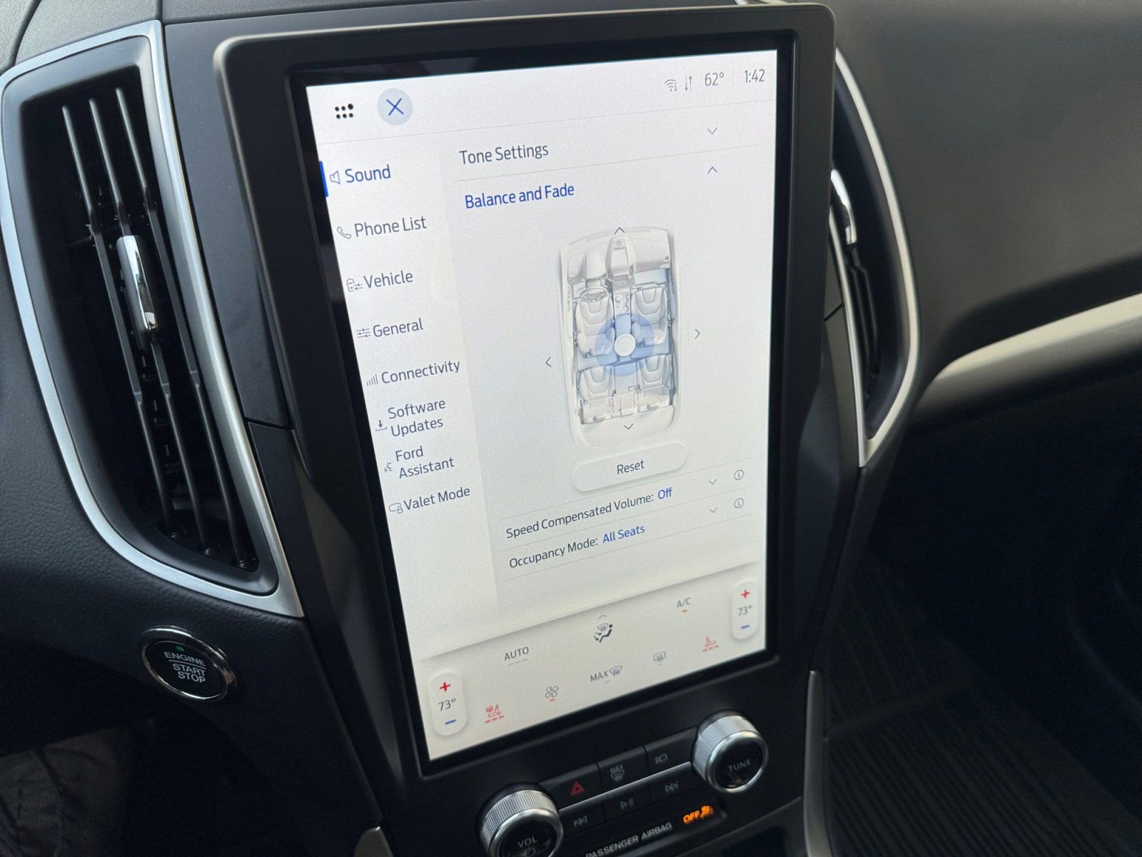 Certified 2024 Ford Edge SEL w/ Convenience Package image 25