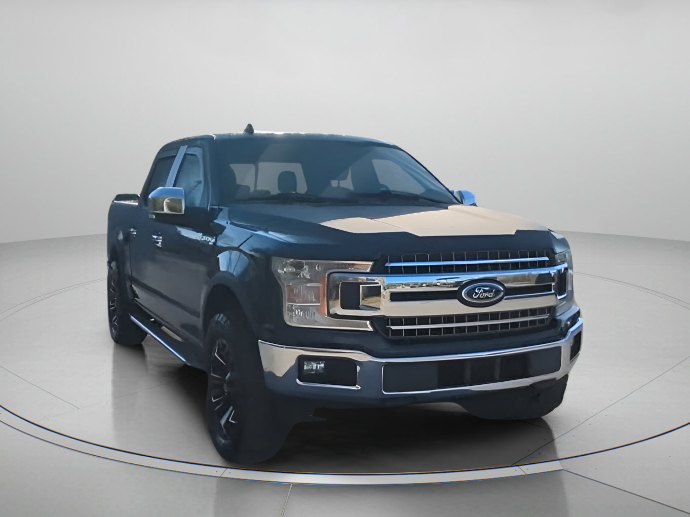 Certified 2019 Ford F150 XLT w/ Equipment Group 302A Luxury image 29