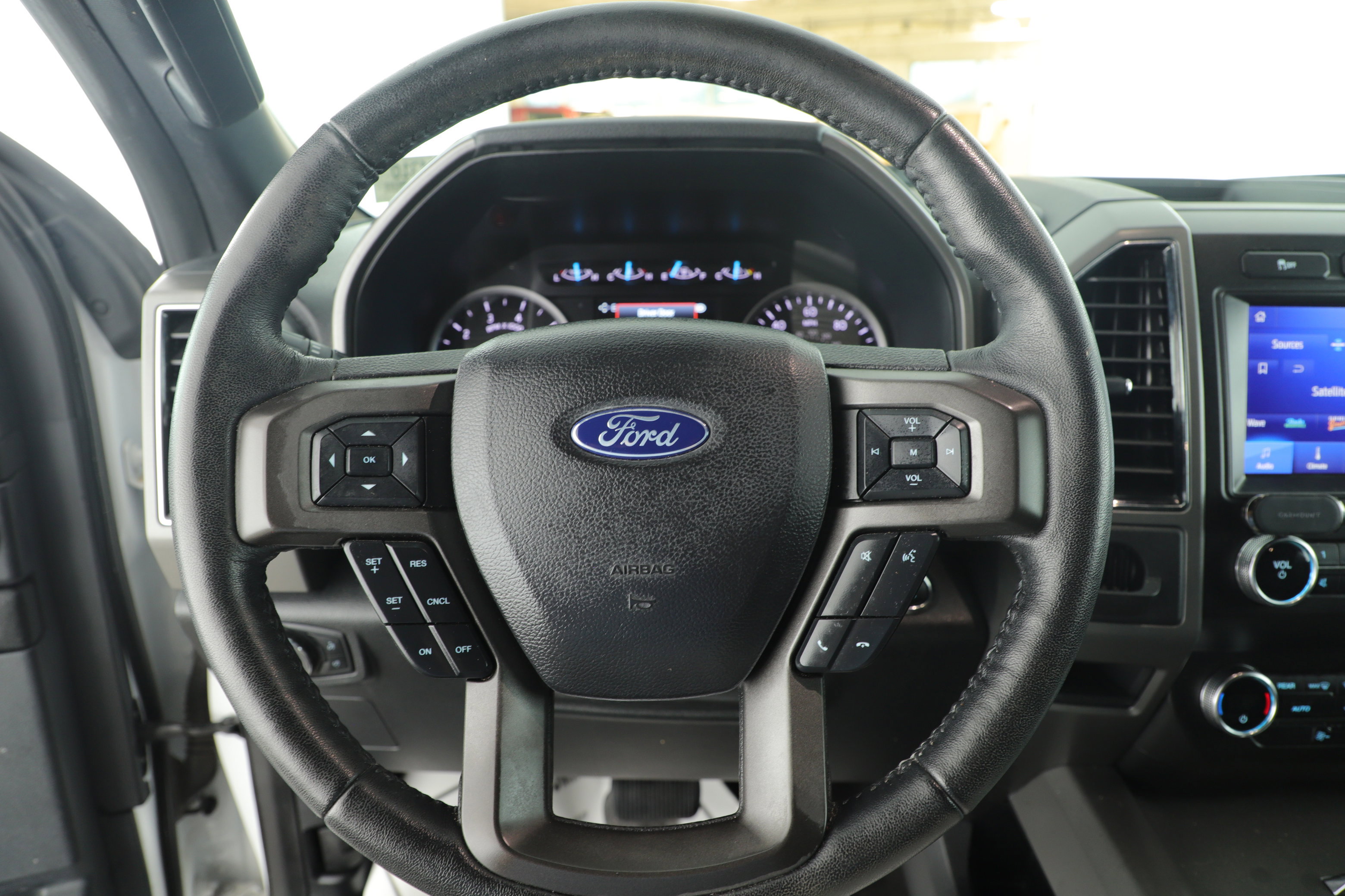 Certified 2020 Ford Expedition XLT image 18