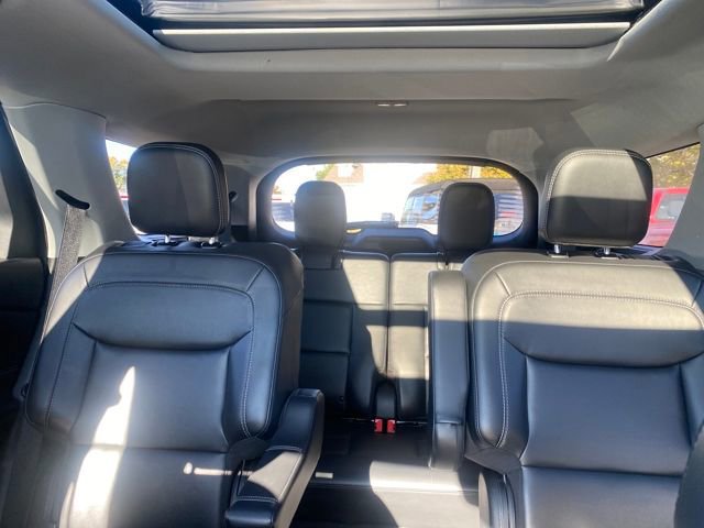 Certified 2022 Ford Explorer XLT w/ Equipment Group 202A image 23