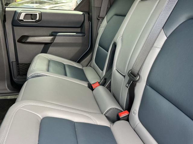 Certified 2024 Ford Bronco Outer Banks w/ Sasquatch Package AWD/4WD image 24