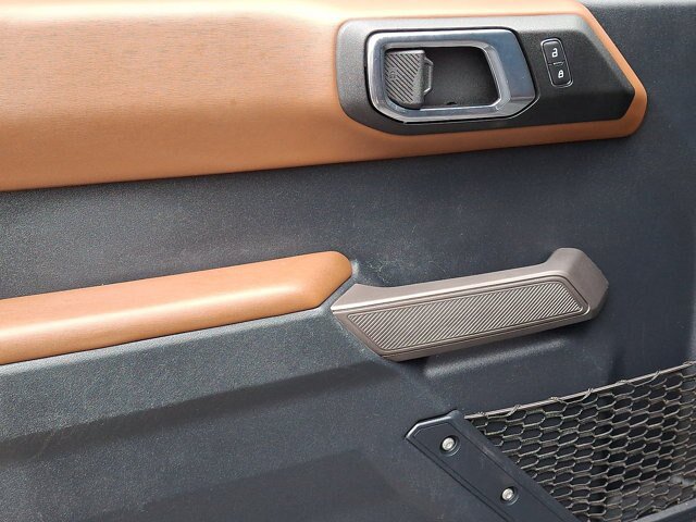Certified 2022 Ford Bronco Outer Banks AWD/4WD image 2