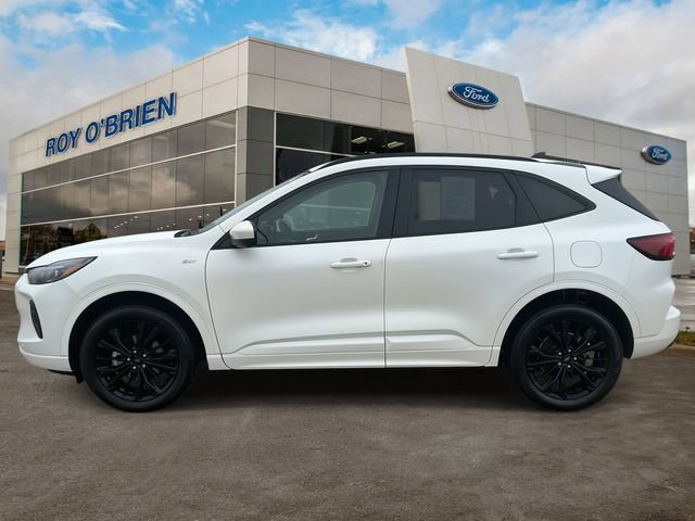 Certified 2024 Ford Escape ST-Line Elite image 2