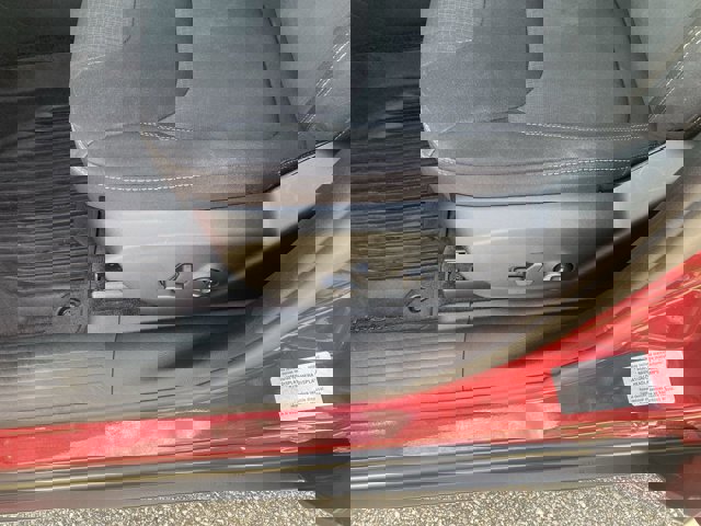 Used 2017 Jeep Cherokee Latitude w/ Safety/Convenience Group AWD/4WD image 12