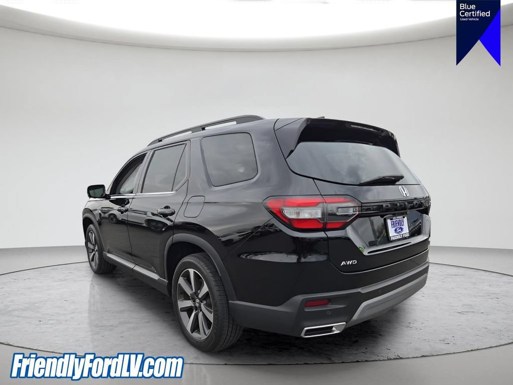 Used 2025 Honda Pilot Elite image 4