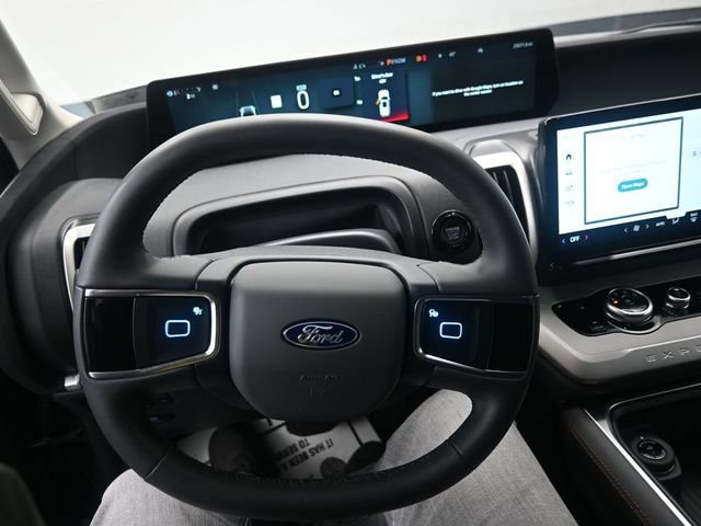 Certified 2025 Ford Expedition Active AWD/4WD image 11
