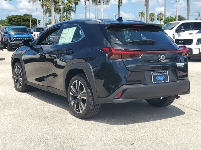 Used 2024 Lexus UX 250h FWD video 2