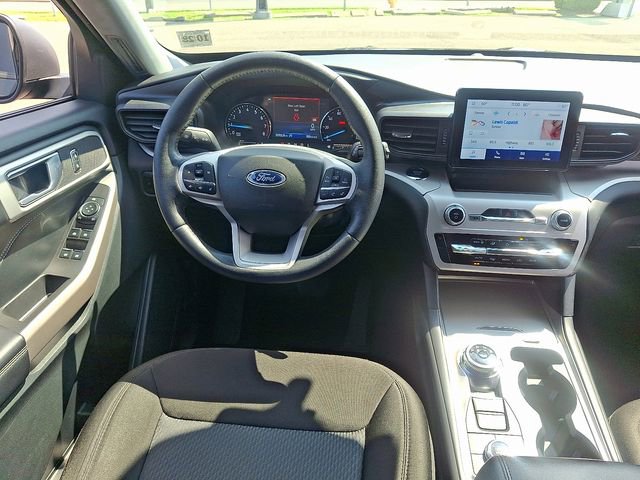 Certified 2023 Ford Explorer XLT AWD/4WD image 11