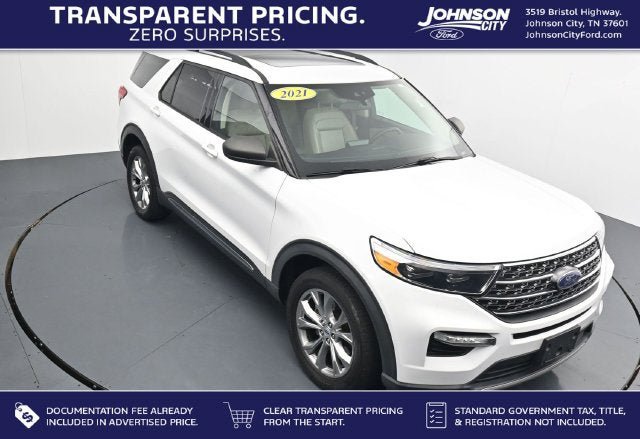 Certified 2021 Ford Explorer XLT w/ Equipment Group 202A AWD/4WD image 1