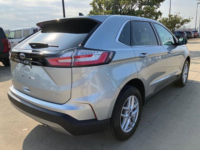 Certified 2024 Ford Edge SEL w/ Convenience Package AWD/4WD image 4