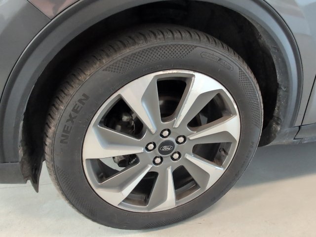 Certified 2023 Ford Escape Platinum AWD/4WD image 9