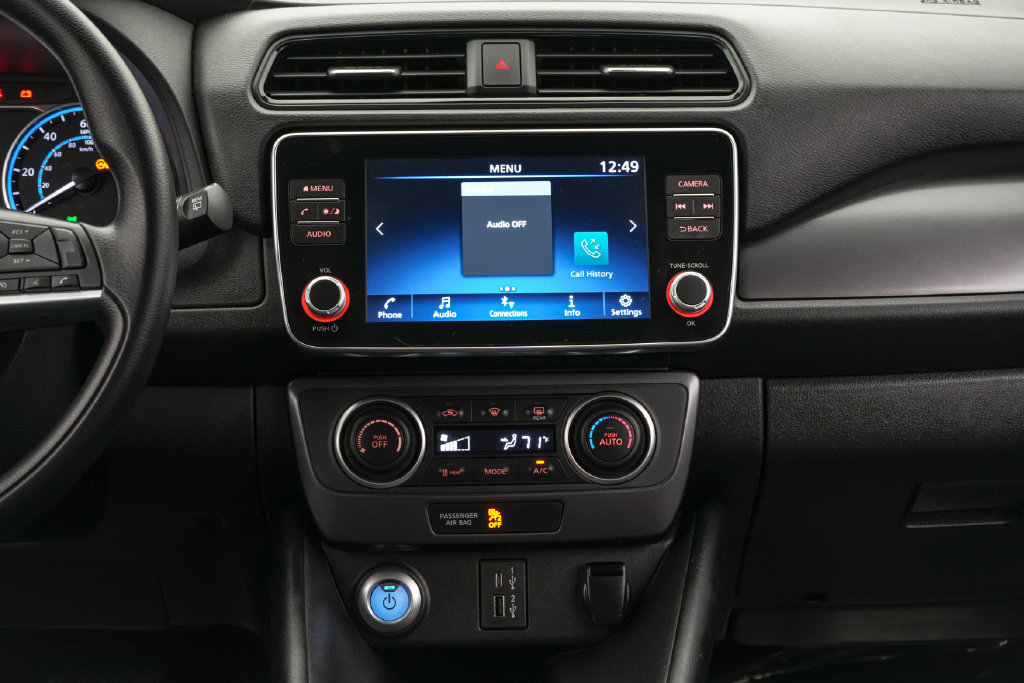 Used 2025 Nissan Leaf S FWD image 15
