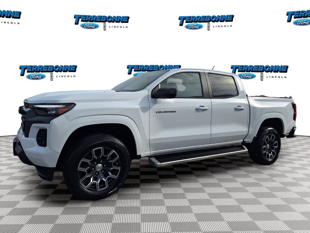 Used 2023 Chevrolet Colorado LT w/ LT Convenience Package III RWD image 9