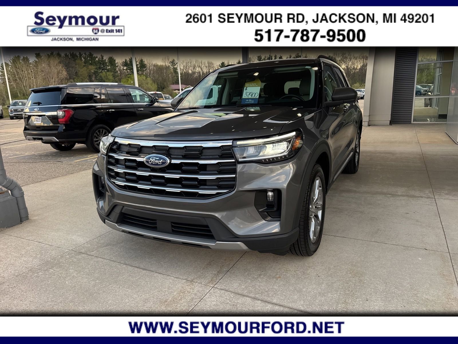 Certified 2025 Ford Explorer Active w/ Active Comfort Package image 1