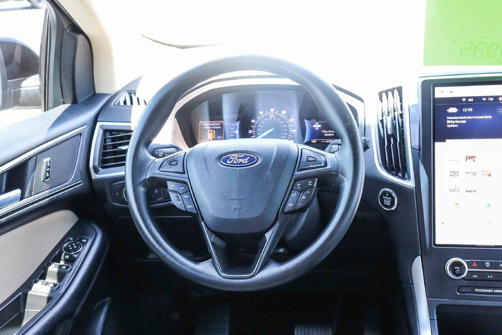 Certified 2023 Ford Edge SE w/ Black Appearance Package AWD/4WD image 16