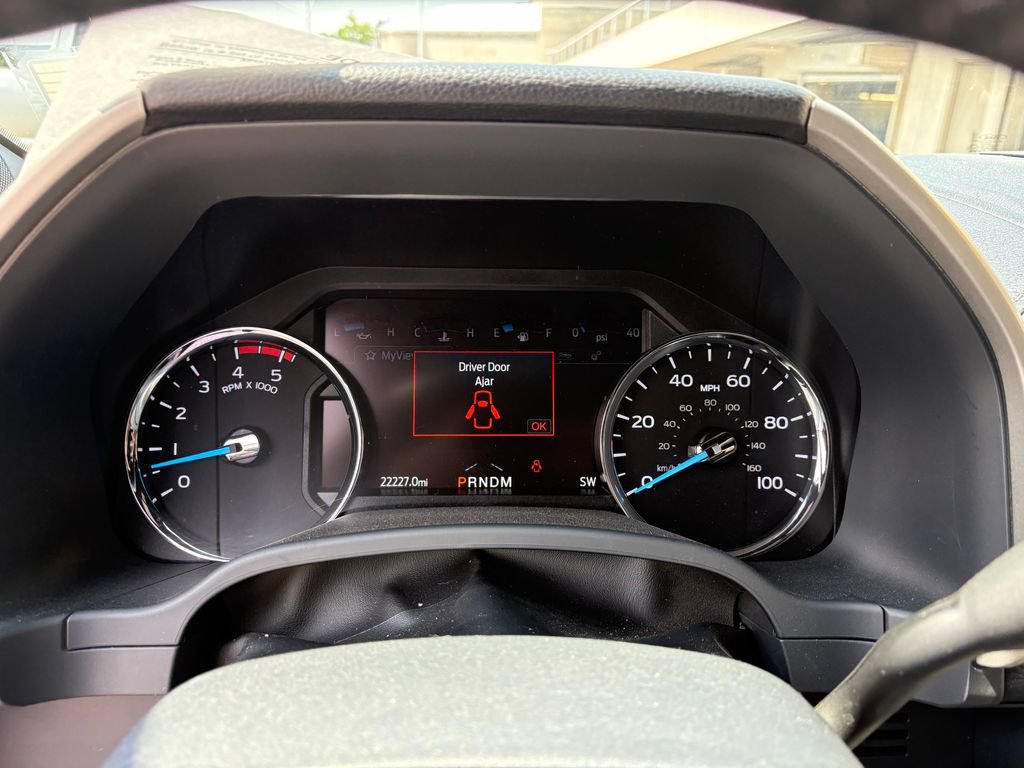 Certified 2022 Ford F250 Lariat w/ Tremor Off-Road Package AWD/4WD image 22