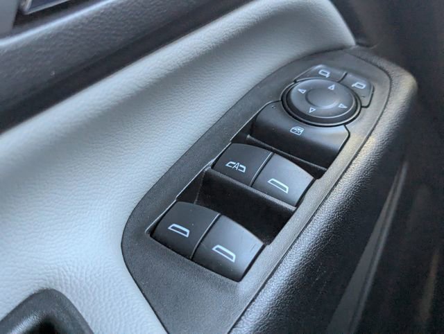 Used 2023 Chevrolet Equinox LS image 22