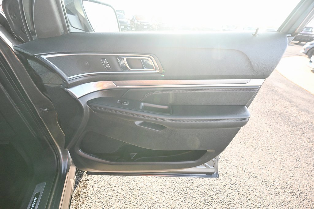 Certified 2019 Ford Explorer Sport w/ Equipment Group 401A image 32